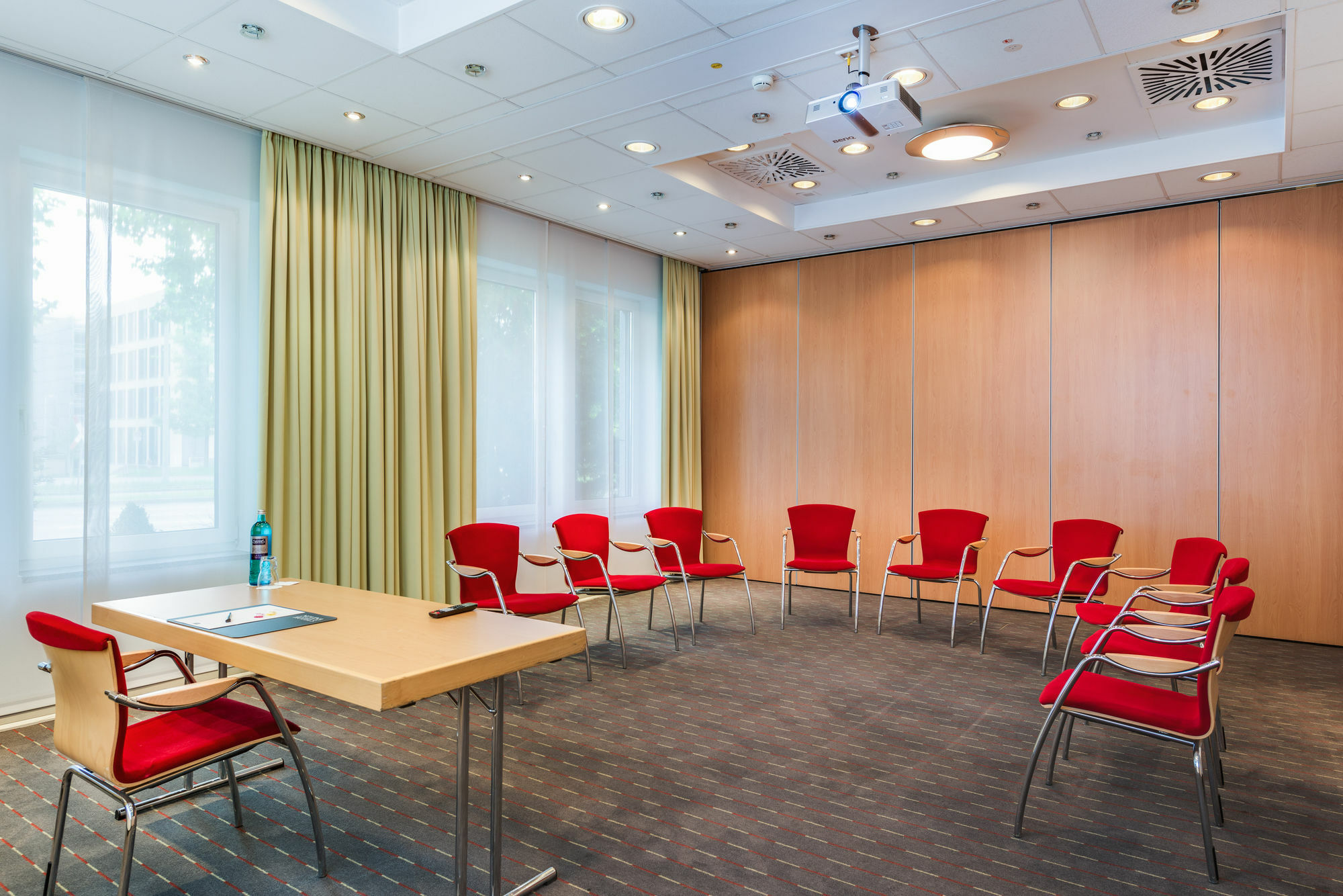 נירנברג Novina Hotel Wohrdersee Nurnberg City מראה חיצוני תמונה